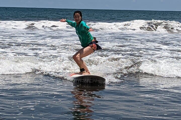 Learn to Surf in Jacó: 2-Hour Beginner Surf Lesson with Gear Included photo 3