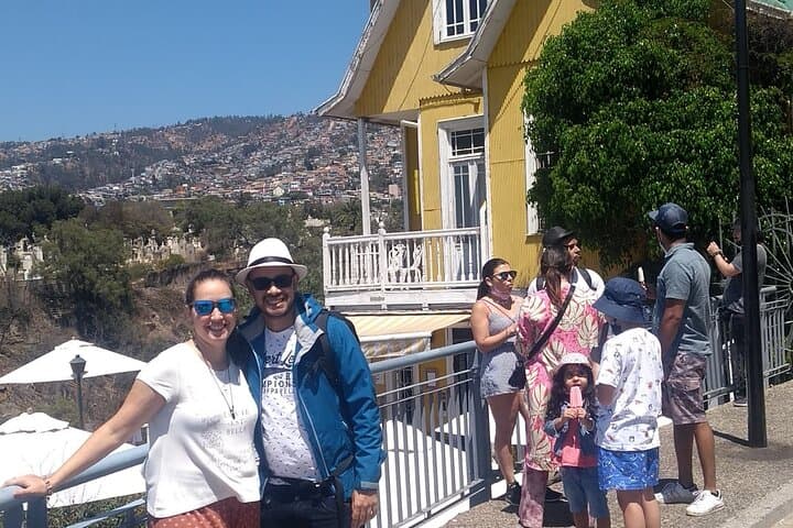 Valparaiso Viewpoints, Elevators & Hills: Guided Tour of Cerro Alegre and Concepción