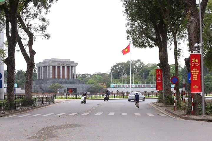 14-Day Honeymoon Vietnam: Hanoi to Mekong Romantic Cultural & Coastal Adventure photo 6