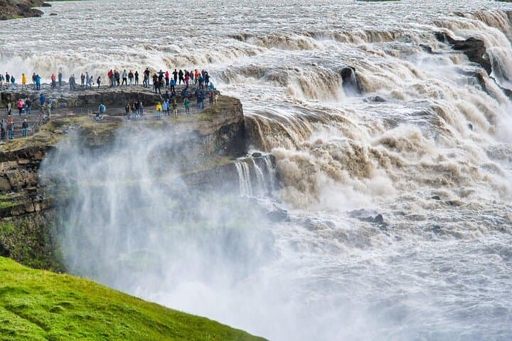 Private Golden Circle Tour from Reykjavik — Thingvellir, Geysir, Gullfoss & Kerid photo 5