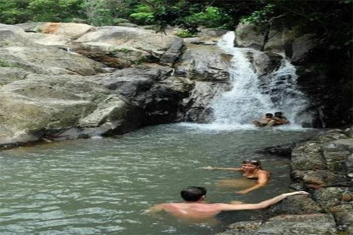 Koh Samui 4x4 Jungle Safari: Namuang Waterfall, Big Buddha & Secret Garden photo 4