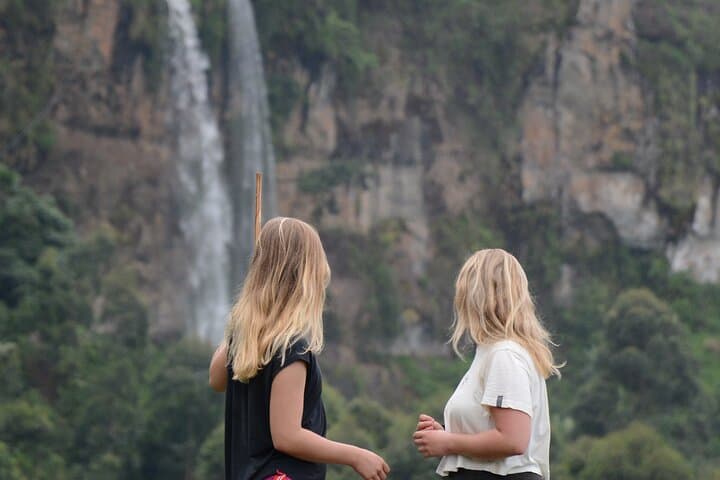 Sipi Falls & Jinja 4-Day Adventure: Hike Sipi, Tour Coffee Farms, Visit the Source of the Nile photo 4
