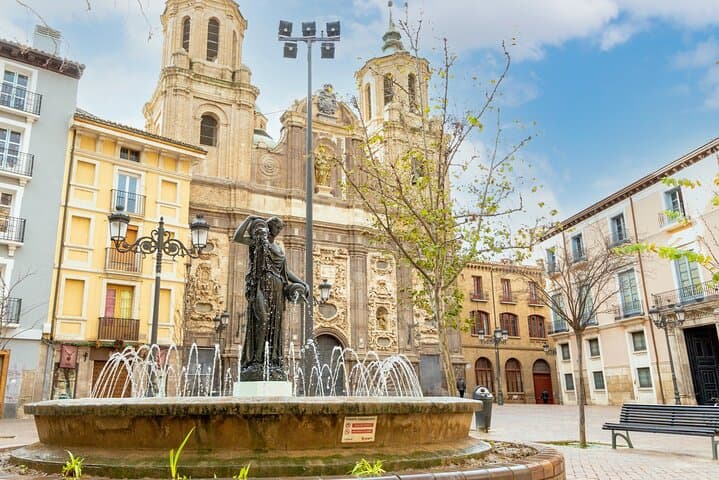 Zaragoza Scavenger Hunt: Self-Guided City Walking Tour & Highlights photo 5