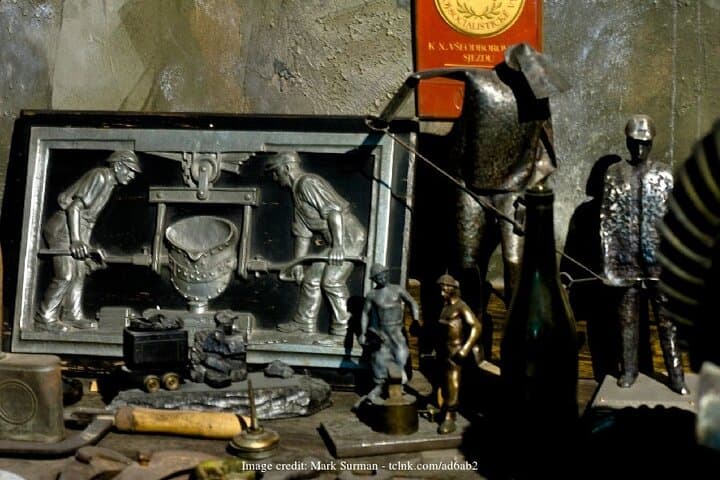 Prague Communist-Era Private Walking Tour — Metronome, Wenceslas Square & Communist Museum photo 4