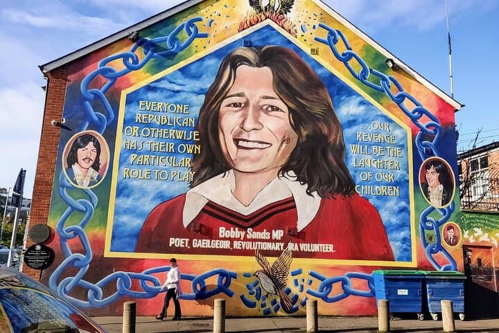 Explore Belfast's Political Past: Private Half-Day Historical Tour