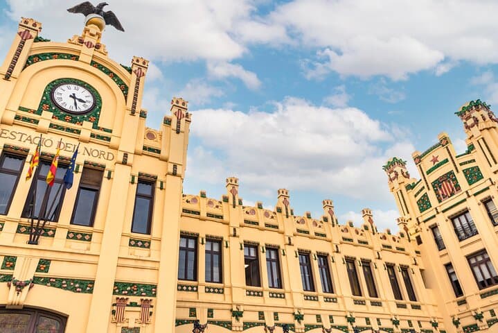 Valencia Monumental Scavenger Hunt: Self-Guided Puzzle Walk through City Highlights photo 6