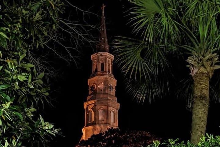 Evening History Tour: Walking Charleston’s Historic Streets After Dark