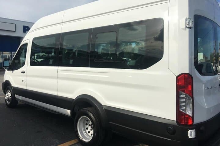 Miami Hotel-to-Airport Transfer — Private, On-Time Ride to MIA photo 3