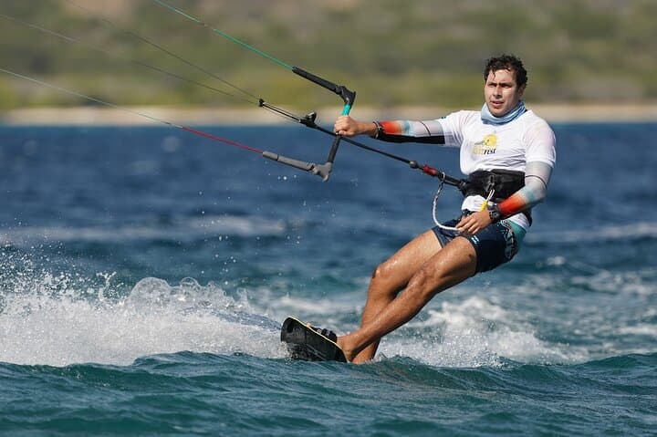 Private Kitesurfing Lessons at Playa Salinas: Learn to Kite at Punta Salinas photo 4