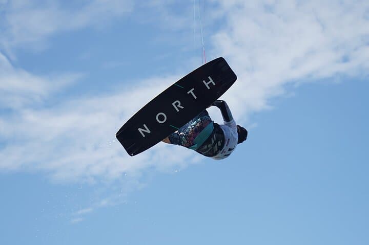 Private Kitesurfing Lessons at Playa Salinas: Learn to Kite at Punta Salinas photo 2