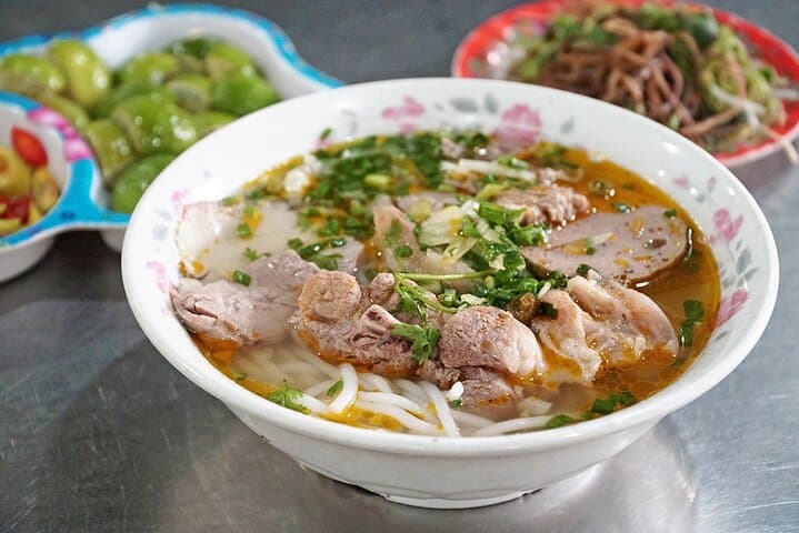 Scooter Craft Beer and Sightseeing Tour in Ho Chi Minh City photo 2