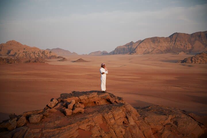 Wadi Rum Full-Day Jeep Safari: Bedouin Lunch, Sand-Boarding & Sunset photo 3