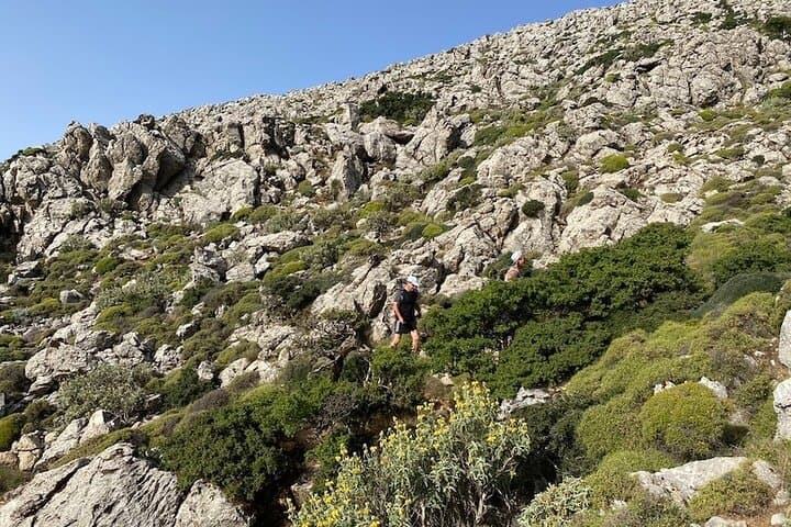Hike Kali Limni: Summit the Dodecanese' s Highest Peak on Karpathos photo 4