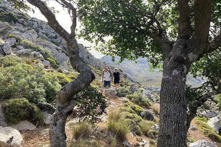Hike Kali Limni: Summit the Dodecanese' s Highest Peak on Karpathos photo 5