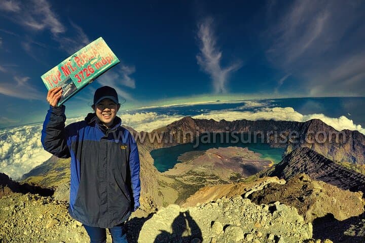 Rinjani 3D2N Summit Trek: Crater Rim, Segara Anak & Hot Springs photo 2