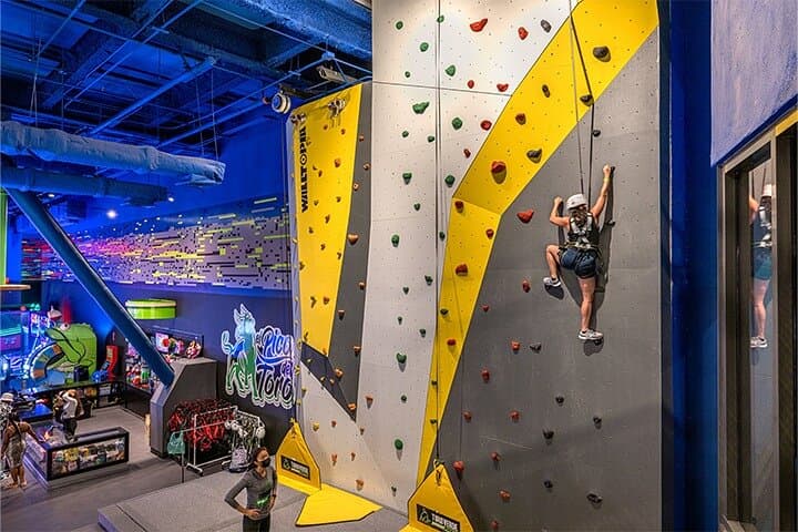 Climb Pico del Toro: Caribbean's Largest Indoor Wall at Toro Verde Park photo 3