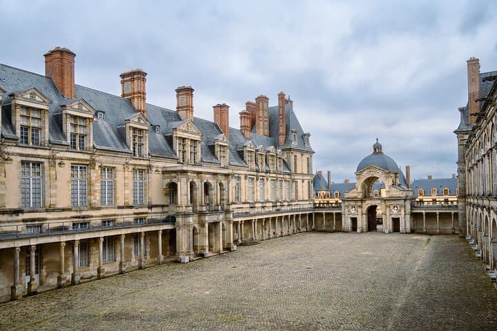 Fontainebleau Palace Half-Day Trip from Paris — Château de Fontainebleau Tour & Practical Tips photo 3
