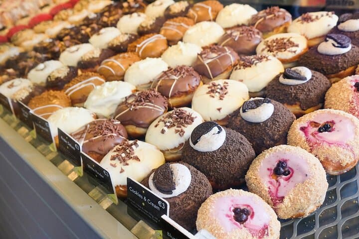 Dublin Donut Walking Tour: History, River Views & Artisan Bites