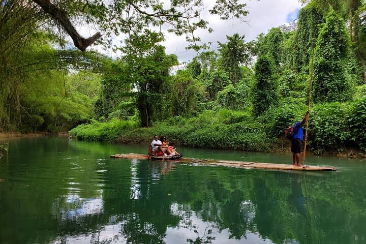 Martha Brae Bamboo Rafting from Montego Bay — 3-Mile Relaxing Raft Tour