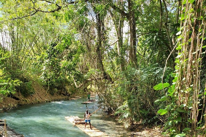 Martha Brae Bamboo Rafting from Montego Bay — 3-Mile Relaxing Raft Tour photo 2