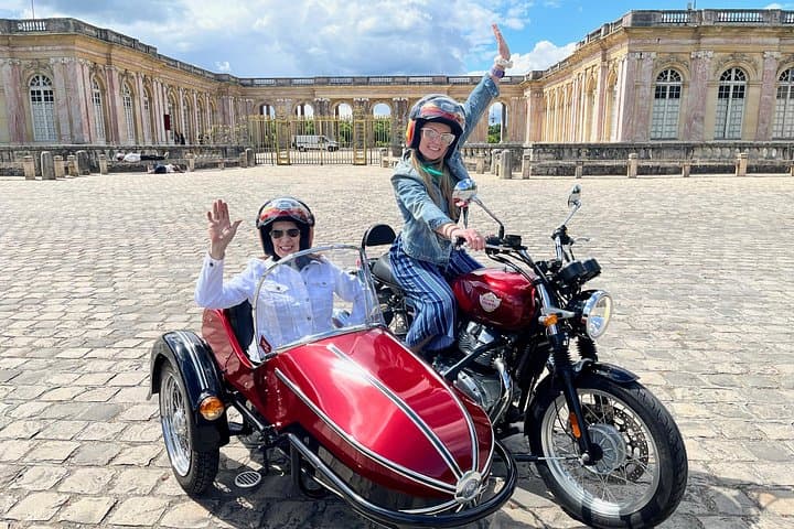 Sidecar Day Tour of Versailles: Palace, Gardens & Gourmet Picnic photo 3