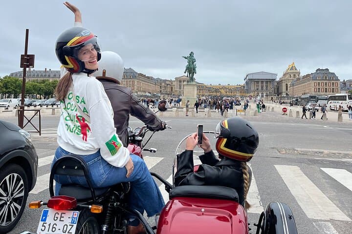 Half-Day Versailles Sidecar Tour with Palace Entry from Paris photo 2
