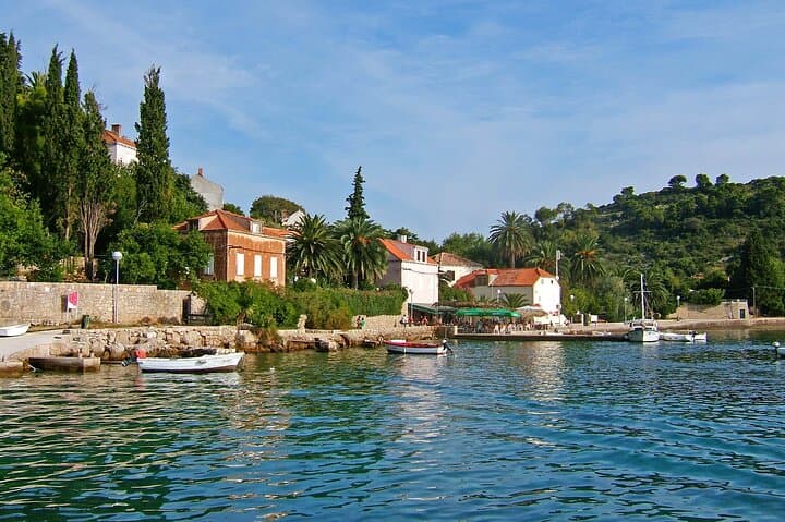 Custom Half-Day Boat Rental in Dubrovnik — Private Group Cruise & Snorkeling photo 4