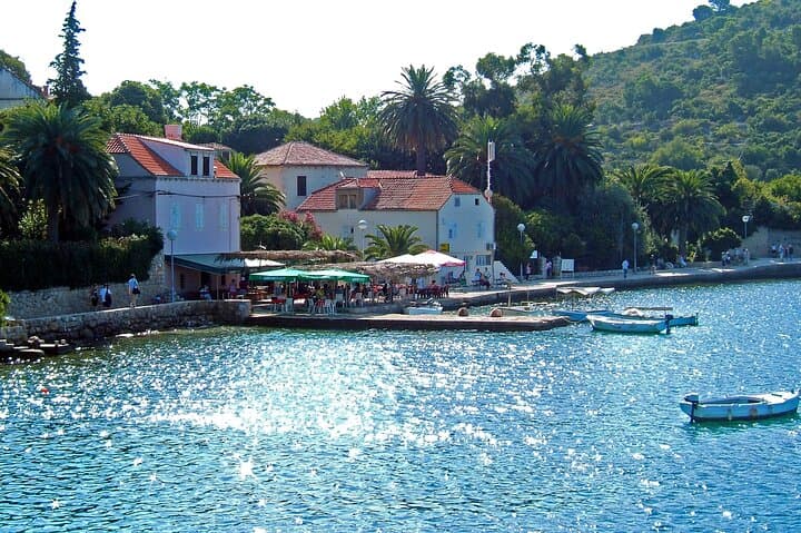 Custom Half-Day Boat Rental in Dubrovnik — Private Group Cruise & Snorkeling photo 5