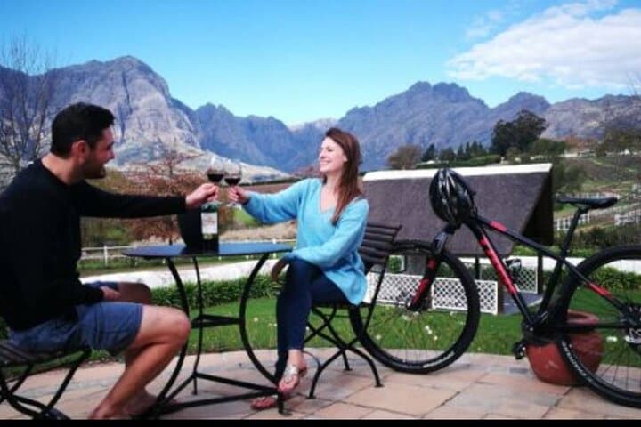Stellenbosch Private E‑Bike & Wine Tour — Half‑Day Banhoek Valley Ride photo 4