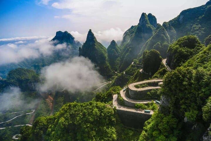 3-Day Zhangjiajie Panoramic Tour: Avatar Peaks, Glass Bridge & Tianmen Mountain photo 6