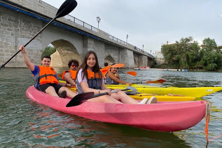 Paddle the Ebro: Kayak Rental and Short River Run in Tudela, Navarra photo 2