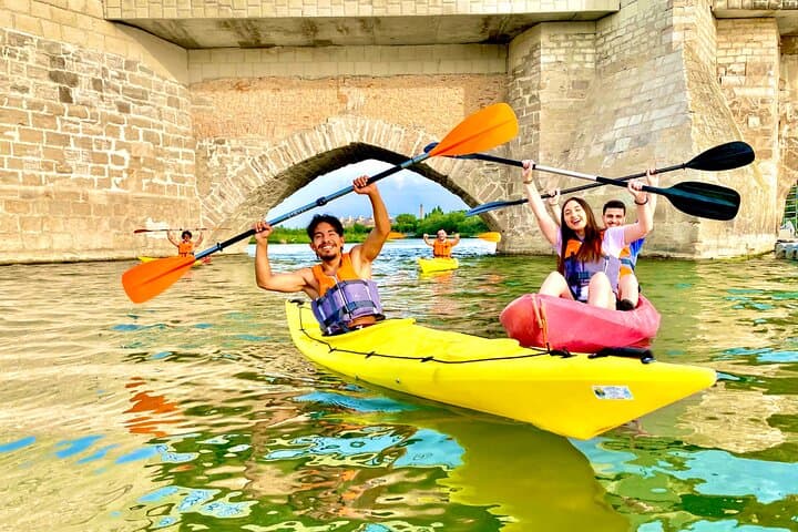 Paddle the Ebro: Kayak Rental and Short River Run in Tudela, Navarra photo 4