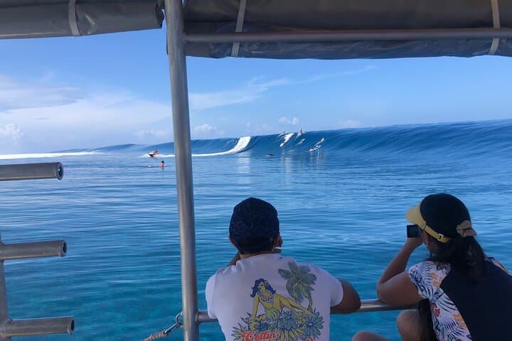 Teahupo'o Pro: Taxi-Boat Front-Row to Tahiti's World-Class Waves photo 4