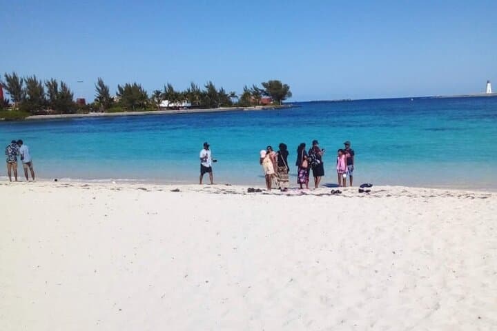 Nassau Shuttle Beach and Sightseeing Tour — Beaches, Rum & Historic Sites photo 6