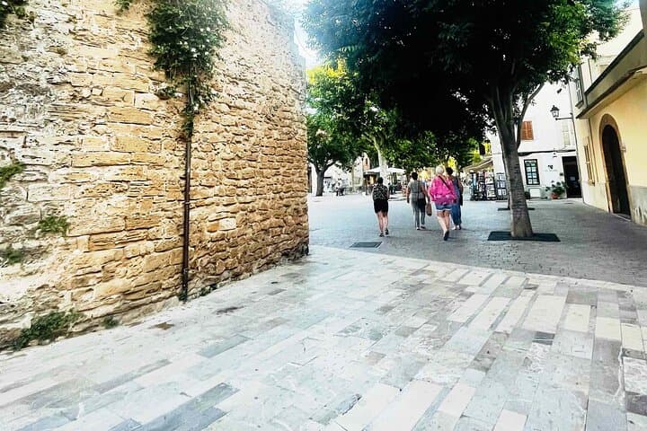 AdventureDate Alcúdia: App-Guided German Interactive Walking Game (3 km) photo 4