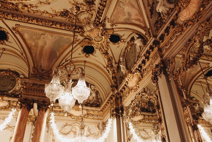 Full-Day Private Paris Tour with Eiffel Tower Access and Montmartre Walk photo 6