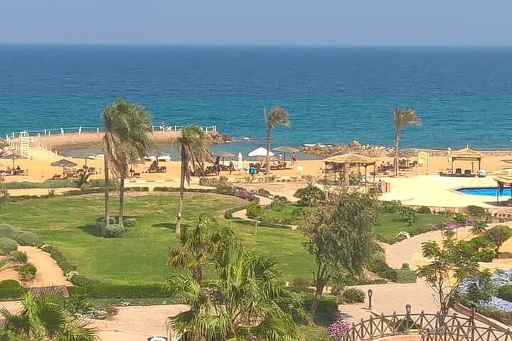 Red Sea Day Trip to Ain Sokhna: Private Beach Escape from Cairo