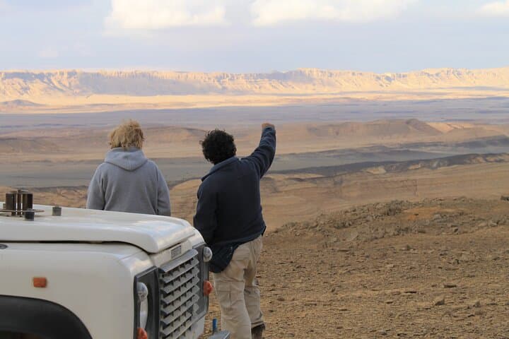 Ramon Crater Sunset Jeep Tour, Bonfire & Stargazing from Mitzpe Ramon photo 4