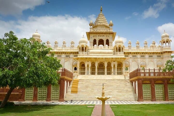 Rajasthan in Five Days: Jaipur to Jaisalmer Desert, Forts & Lakes photo 5