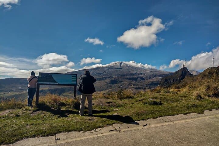 Nevado del Ruiz & Termales del Otoño: Day Trip from Manizales photo 4