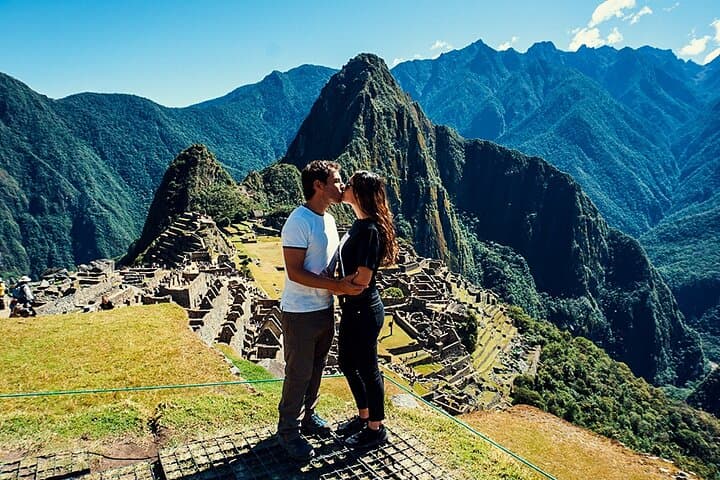 2-Day Machu Picchu & Rainbow Mountain Tour from Cusco — Train, Ruins & 7-Color Peak