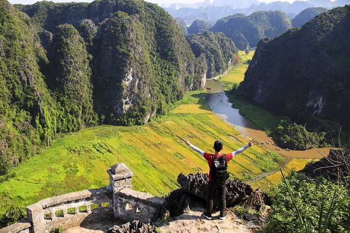 Explore Ninh Binh: 2-Day Tam Coc, Trang An & Mua Cave Adventure