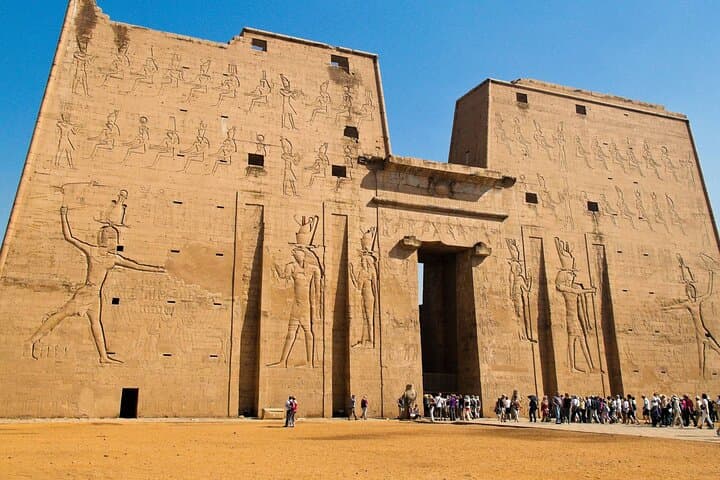 8-Day Egypt Tour: Cairo, Nile Cruise, Luxor, Aswan & Hurghada photo 5