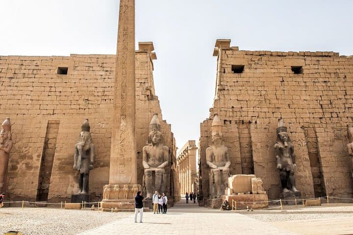 8-Day Egypt Tour: Cairo, Nile Cruise, Luxor, Aswan & Hurghada photo 6