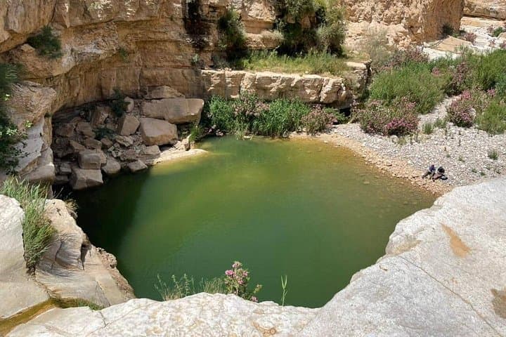 Full-Day Canyoning in Wadi Salaita: Desert Pools, Rappels & 4x4 Access from Amman photo 6
