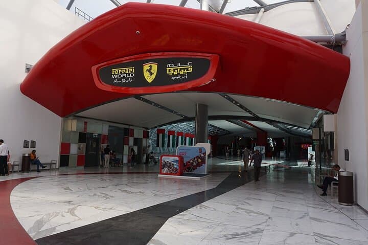 Abu Dhabi in a Day: Private 4x4 City Tour to Sheikh Zayed & Yas Island photo 4