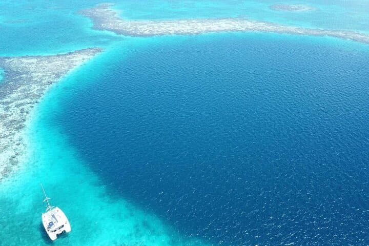 4-Day Private Sailing Charter from Ambergris Caye — Blue Hole, Turneffe & Half Moon Caye photo 4