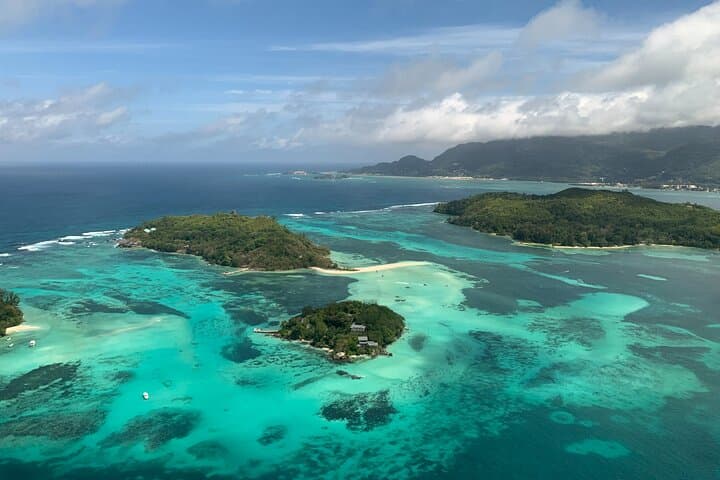Reef Safari: Private Snorkel, Fish Feeding & Moyenne Island Lunch Near Mahé