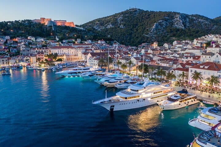 Discover the Pakleni Islands: A Speedboat Adventure from Split photo 2