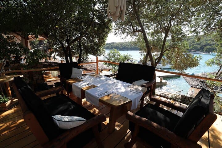 Discover the Pakleni Islands: A Speedboat Adventure from Split photo 5